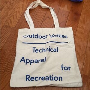 Outdoor voices tote